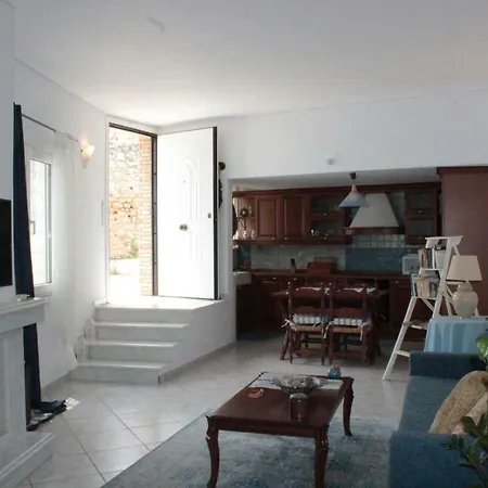 Prázdninový dům Seafarer's By Filos Inc