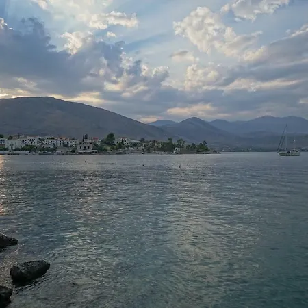 Prázdninový dům Seafarer's By Filos Inc *